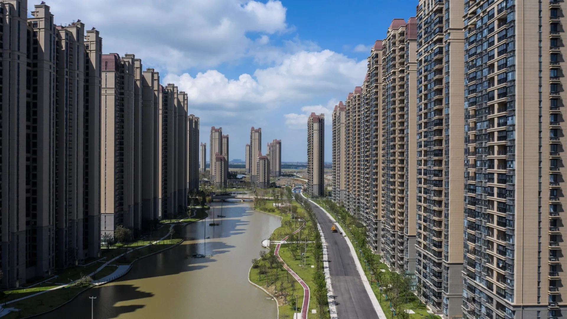 Will Real Estate Defeat Beijing Again? A Deep Dive into China’s Property Market Struggles