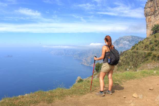 The Lone Explorer’s Guide: Top 10 Tips for Solo Traveling Adventures